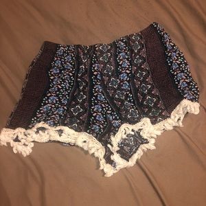 Flowy Aztec design shorts